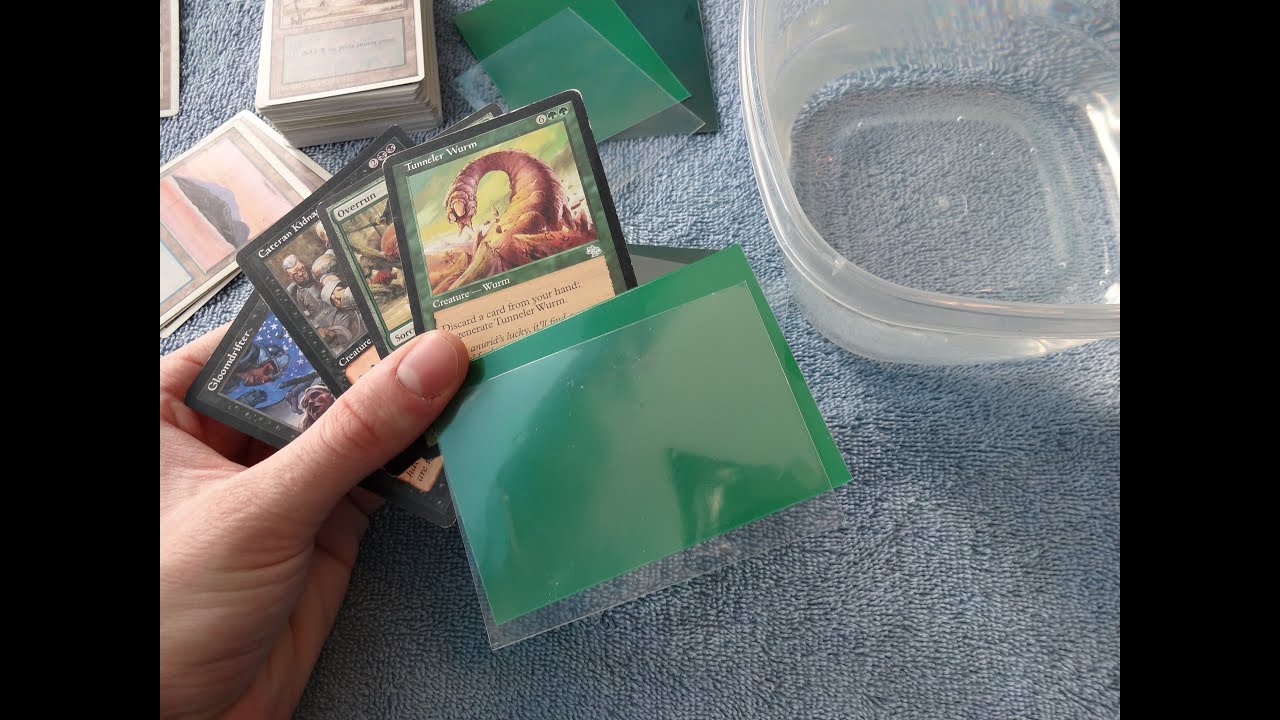 Should you sleeve / double sleeve your cards? - how to  + water test -MTG