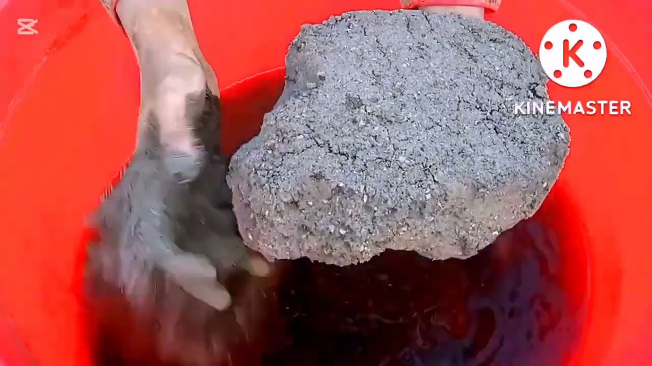 ASMR|| Soft dusty textures water 💦 crumbling with yummy #satisfying #odlysatisfying #relaxing #clay 