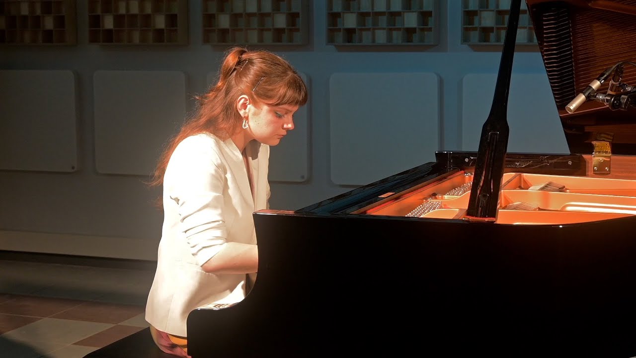 Elisa Plano plays Pierre Sancan, Toccata (live)