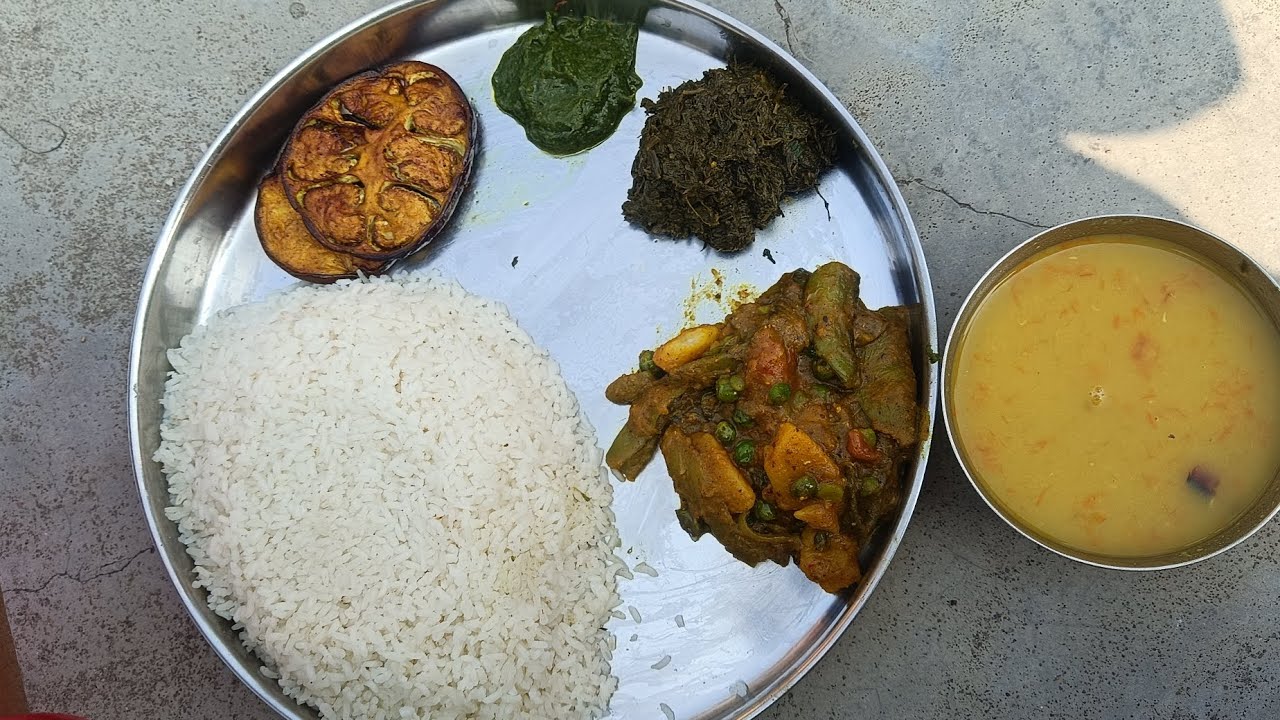 Full vegitarian thali😋🙏 visit my channel for daily recipes update 🙏❤️