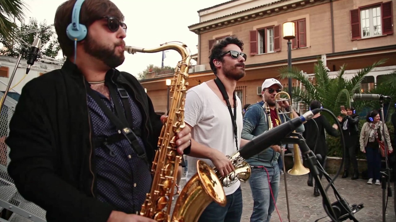 Randy Roberts & the Capital Strokes - T-Bird (Silent Concert Live Performance)