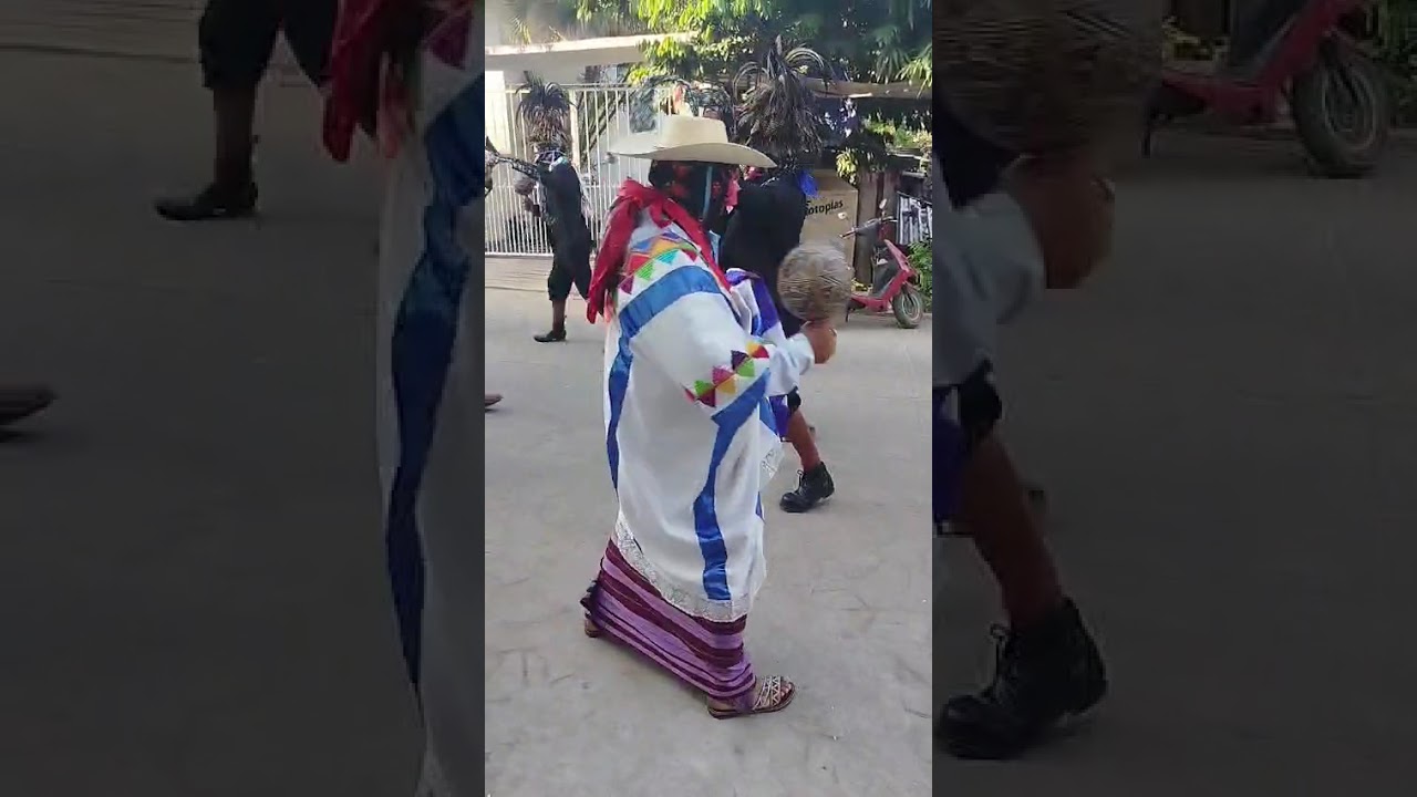 Tejororones Barrio de las Piedras Bailando un Son nuevo en casa de doña Maricela Franco, Feb. 2026.