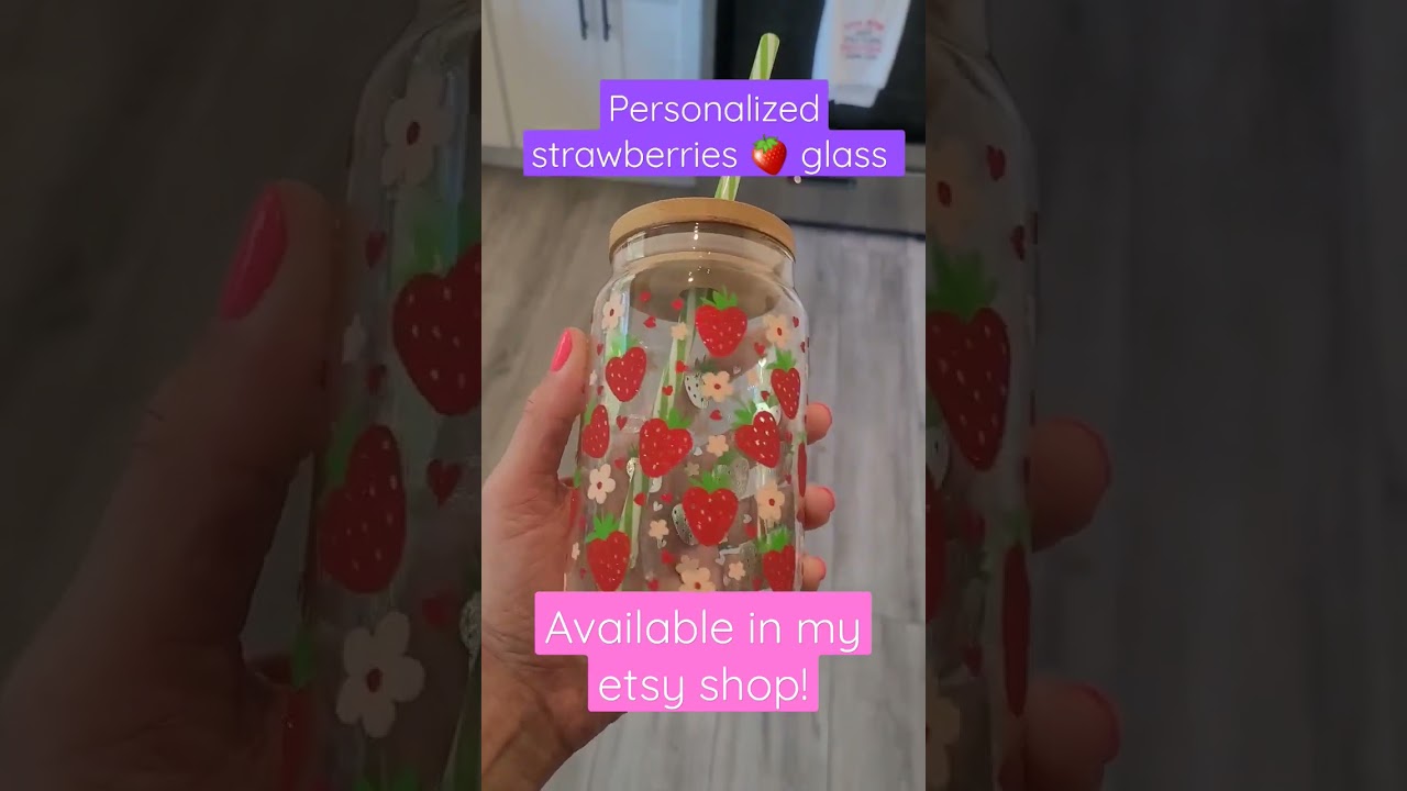 Strawberries beer can glass! Bamboo lid and reusable straw included! Customizable!#etsyseller #etsy