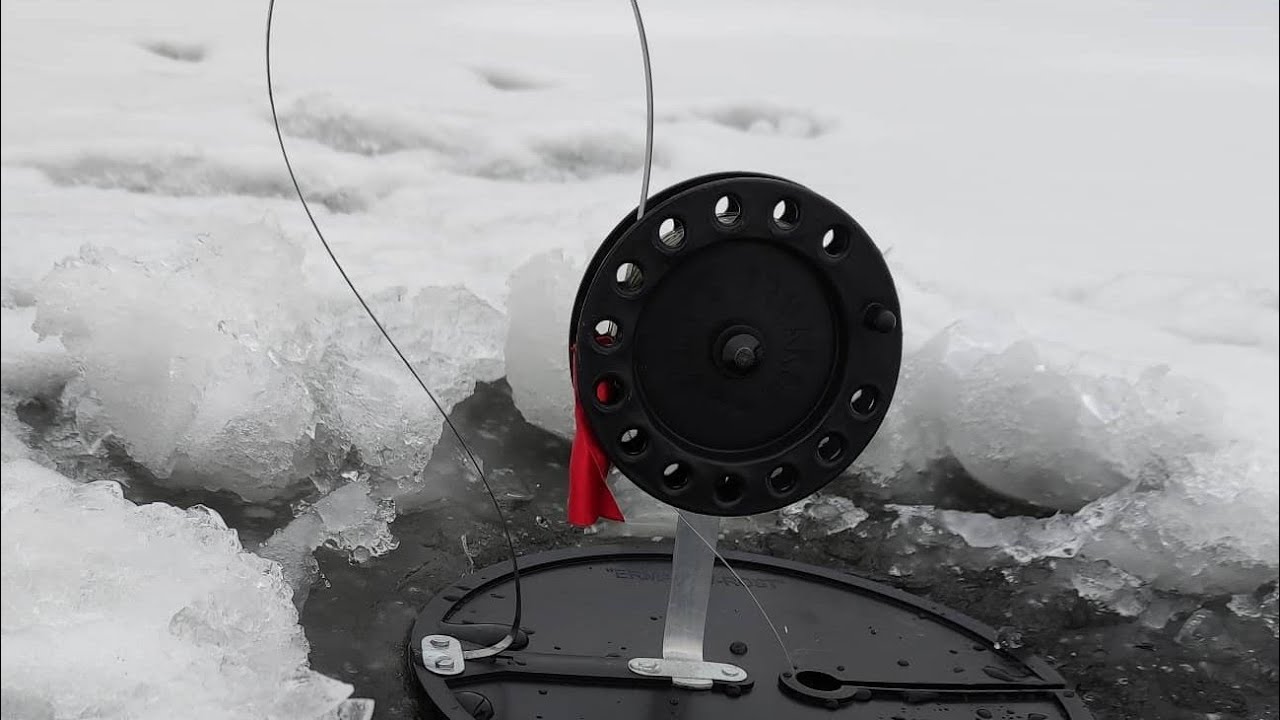 Pecanje na ledu u Rusiji !  #зимнаярыбалка #рыбалка #ribolov #fishing