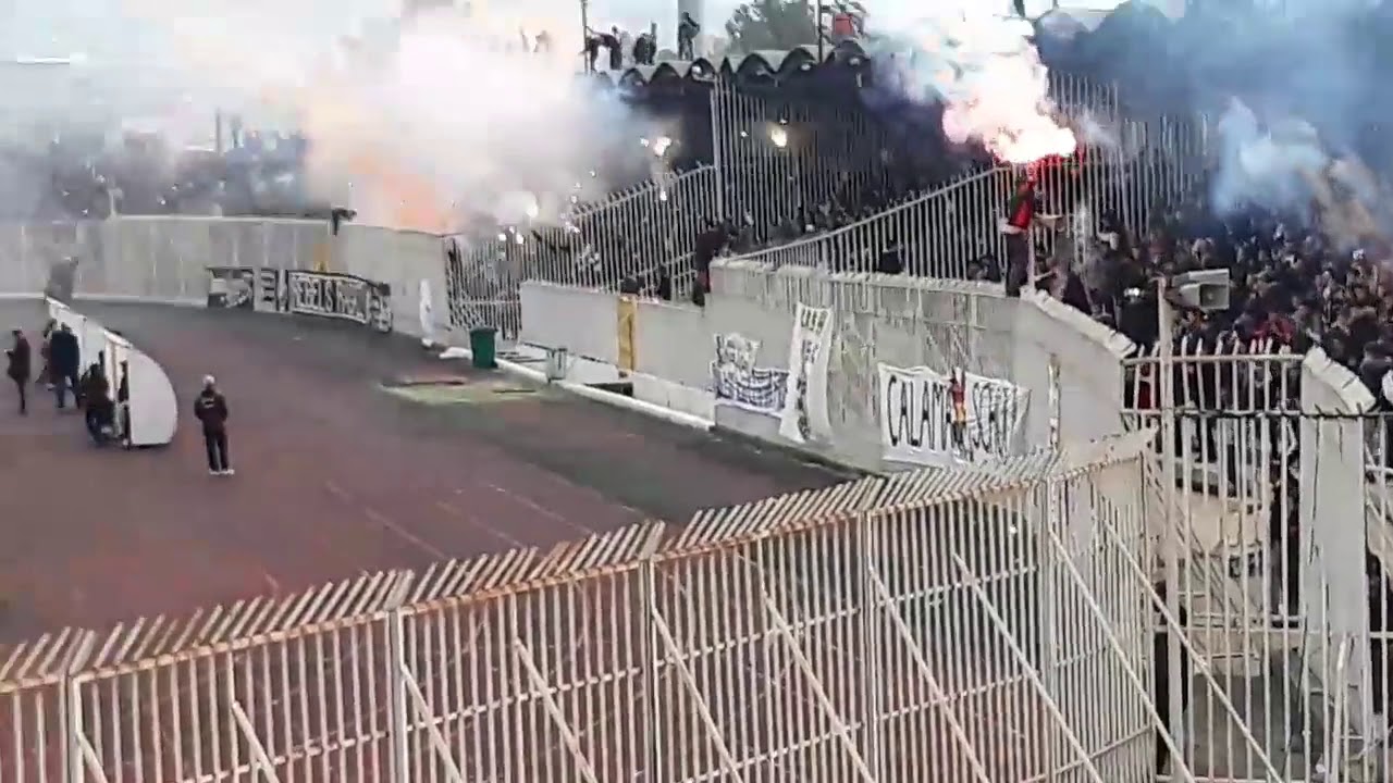 شاهد البركان و البوج الكبير من طرف انصار ترجي قالمة