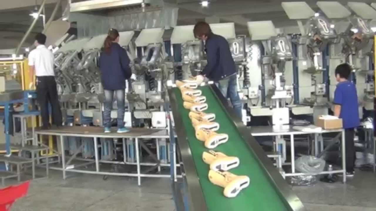 AUTEC Automation in Safety Shoe PU Injection process AMTRAIL CHINA APE24