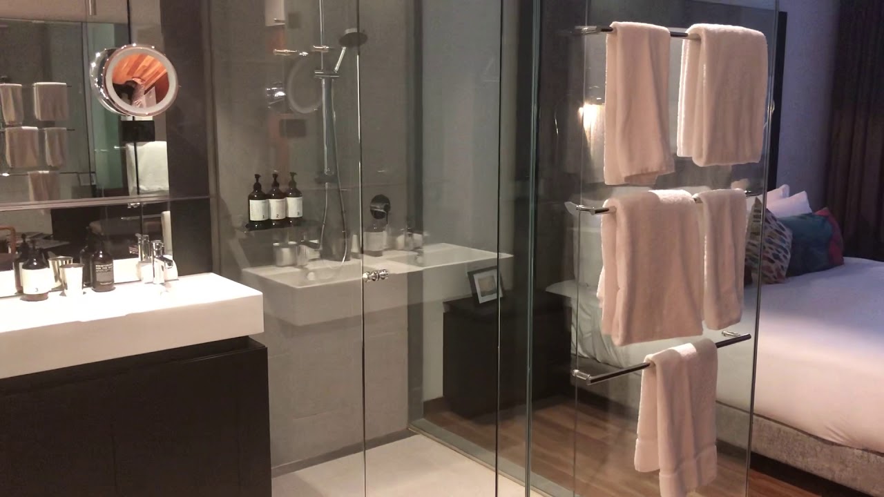 Old Clare Hotel Connell Room video review