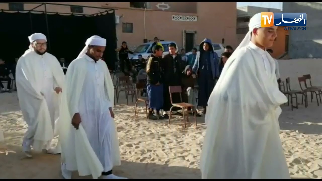 الوادي: وسط تكبير الحاضرين لتخرج 22 حافظا للقرآن الكريم بمسجد المصطفى
