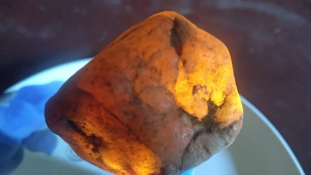 Batu taaffeite stone (please subscribe)
