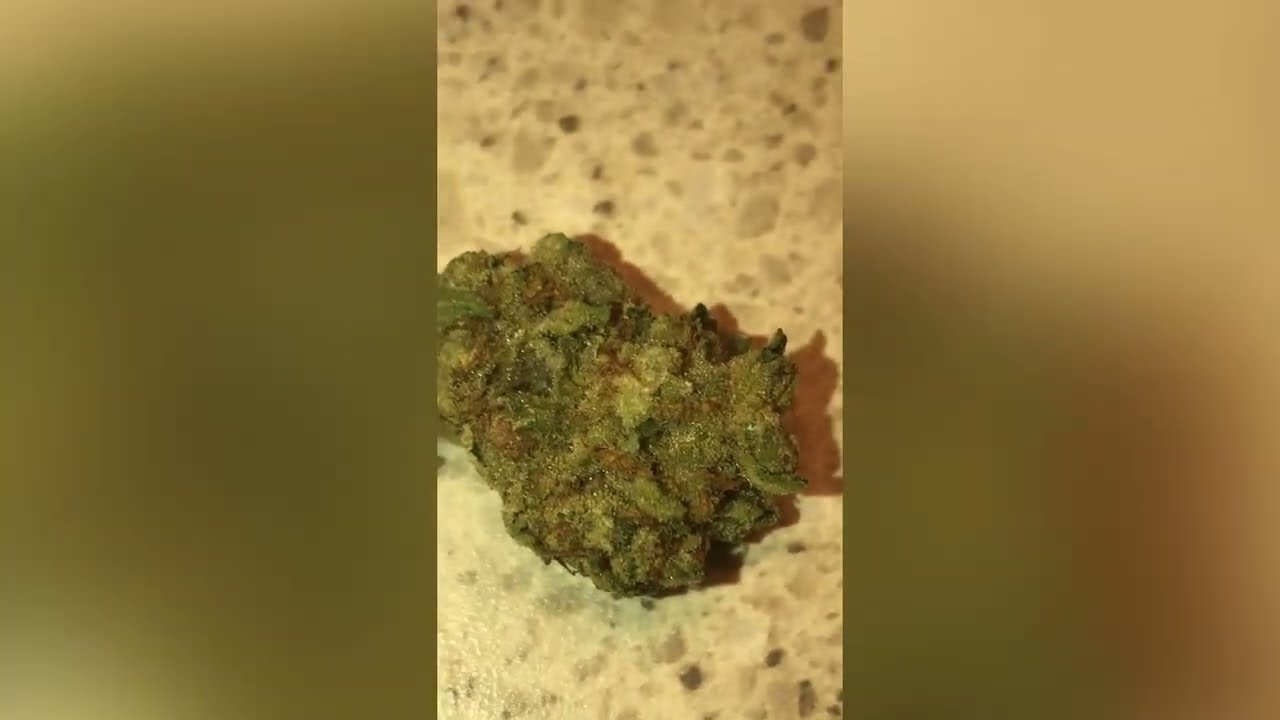 Brr Berry OG Strain Review (Smk Brk 420)