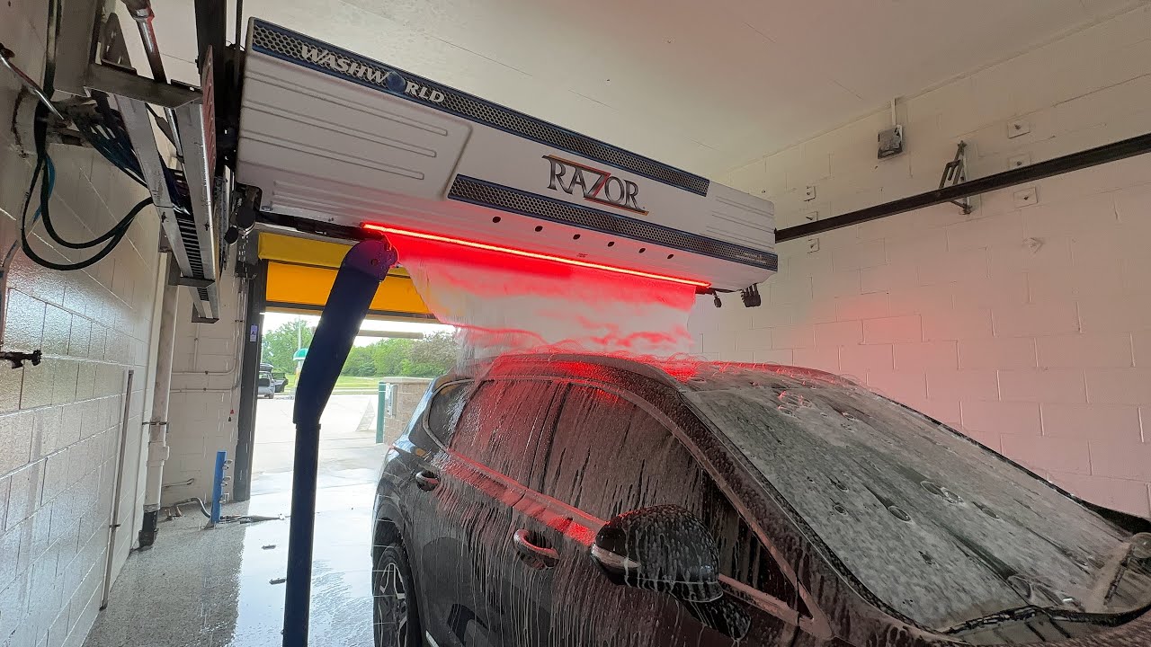Awesome Washworld Razor At Park Avenue Car Wash - Des Moines IA