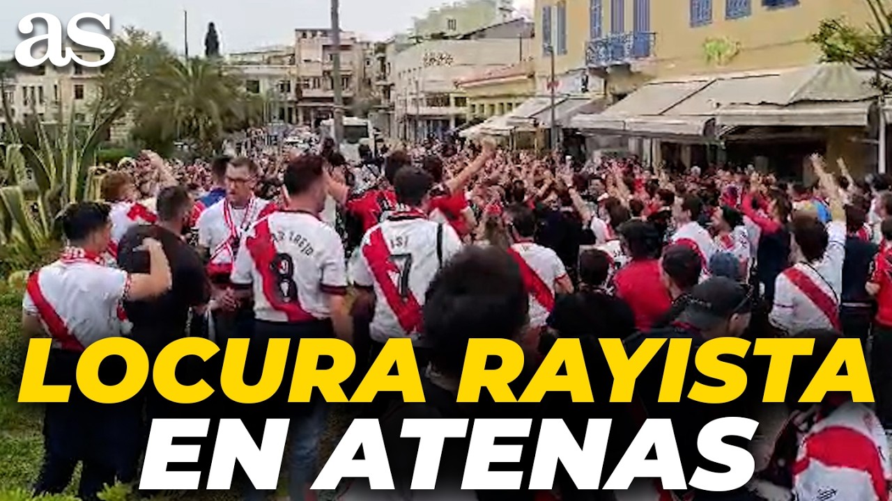 La AFICI&Oacute;N del RAYO Vallecano INUNDA las calles de ATENAS | CONFERENCE