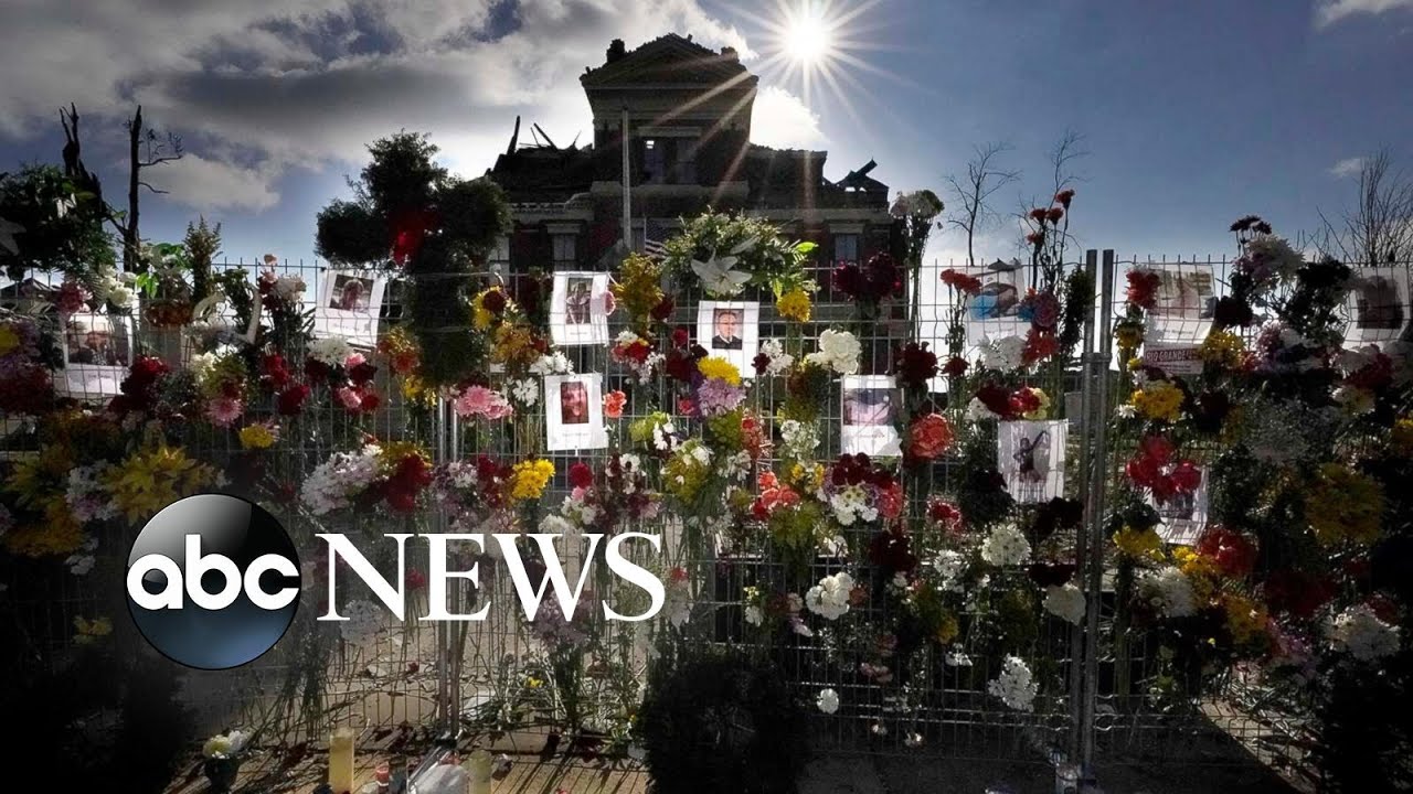 Tornado recovery, COVID lines, holiday displays: This Week in Pictures