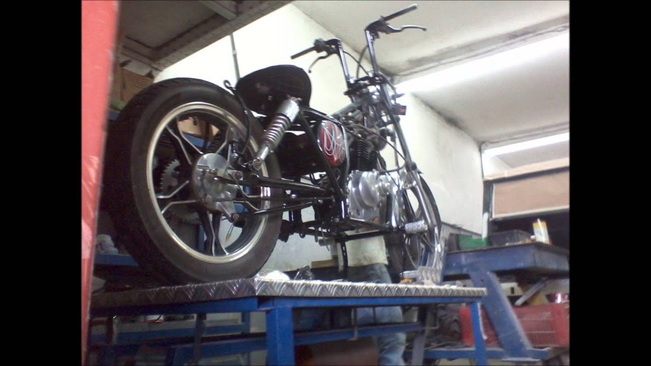 Suzuki Intruder 125 Bobber