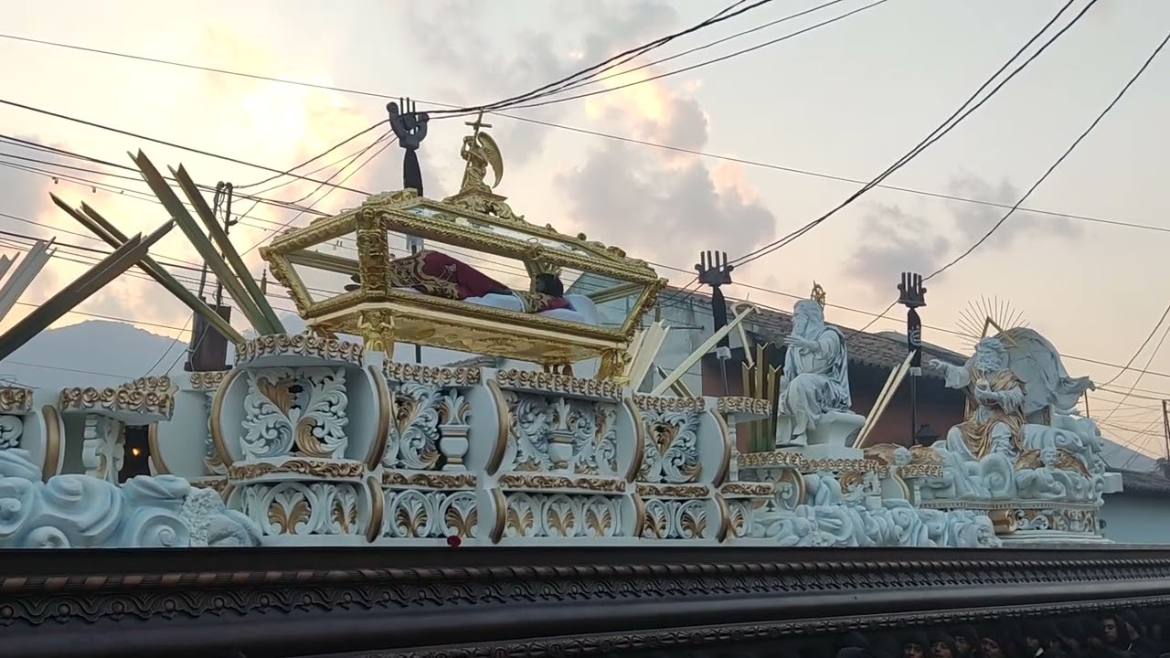 Consagrada imagen del Señor Sepultado de San Felipe Marcha Funebre: Bodas de Oro