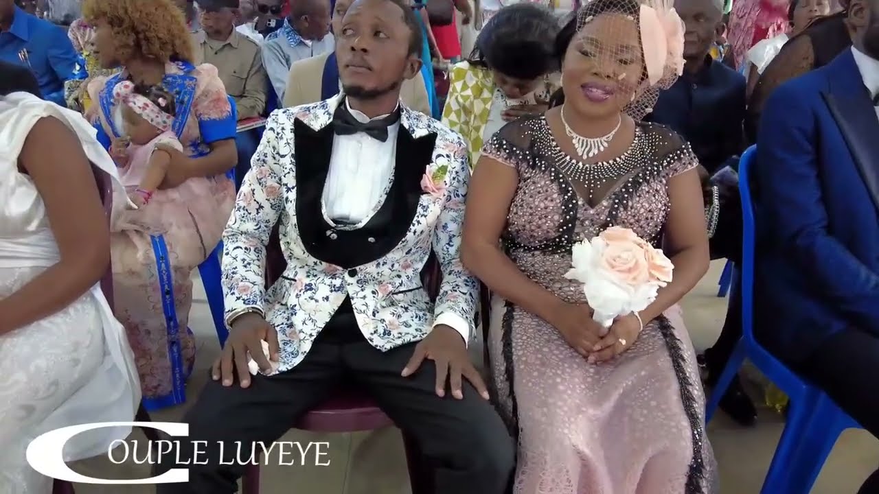 MARIAGE CIVIL COUPLE LUYEYE