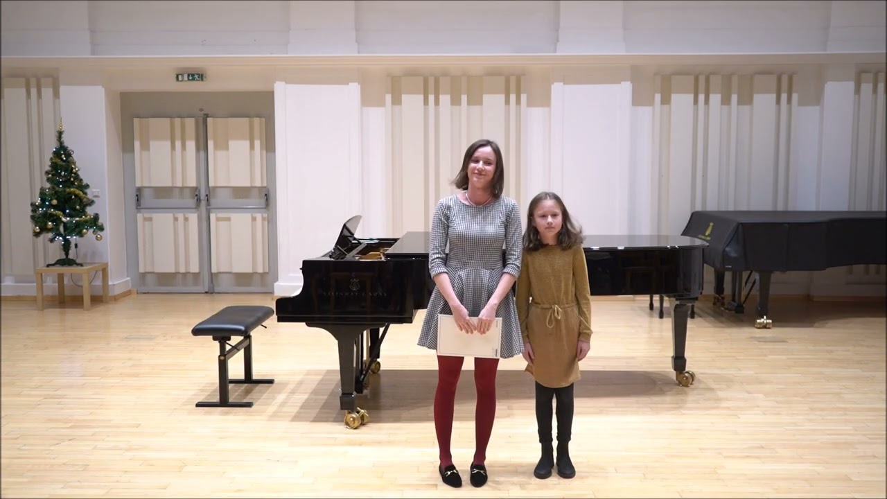 ZUŠ J. Kresánka Bratislava, koncert Vysypal sa zo saní, čas adventný s notami, Dvorana VŠMU 6.12.24