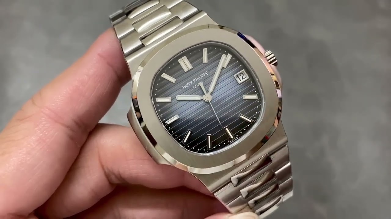 PATEK PHILIPPE - NAUTILUS - 5811/1G-001