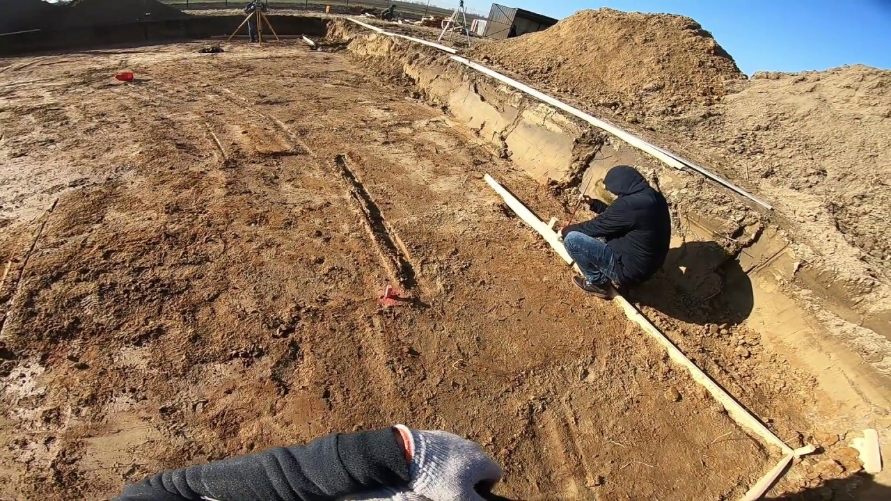 Jak wytyczyć osie budynku. #3. Ławy fundamentowe. Jak wybudować dom. Zr&oacute;b to sam.