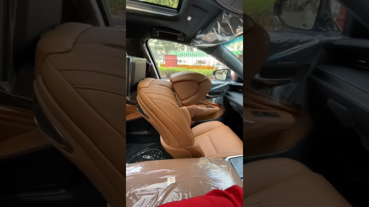 Lexus LS 500h Ultra Luxury 2022 - Born to pioneer