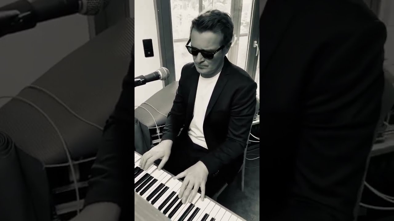 Sebastian Madsen - Heart Of Gold (Neil Young Cover)