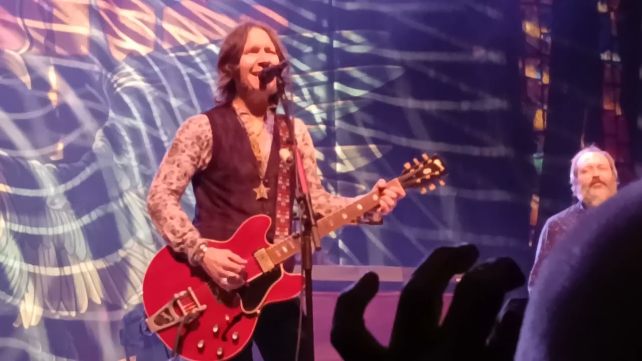 Blackberry Smoke Sleeping Dog Vintage  Gibson 335 2 2 25 Long Island Patchogue Theater