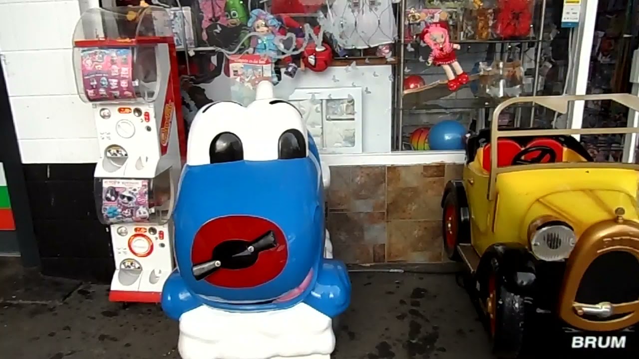 Amutec   blue plane kiddie ride
