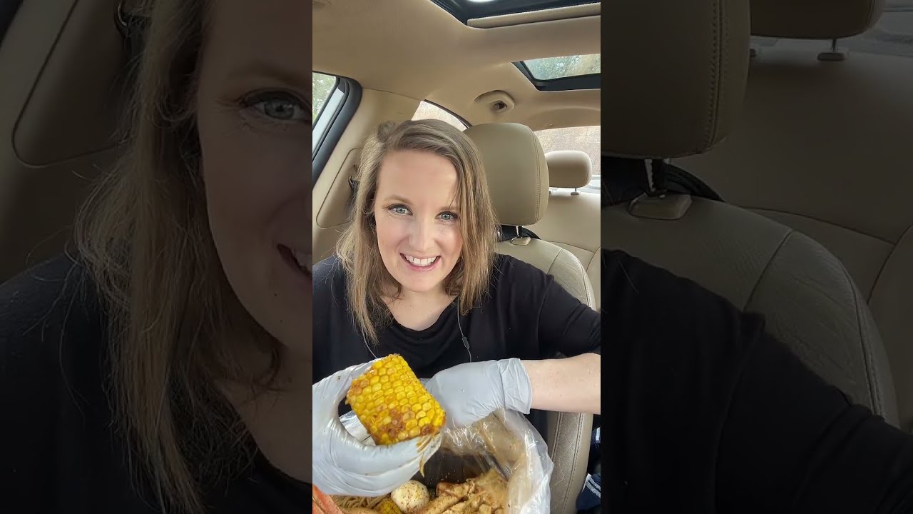 ASMR in the Car Seafood Mukbang 🦀🦐