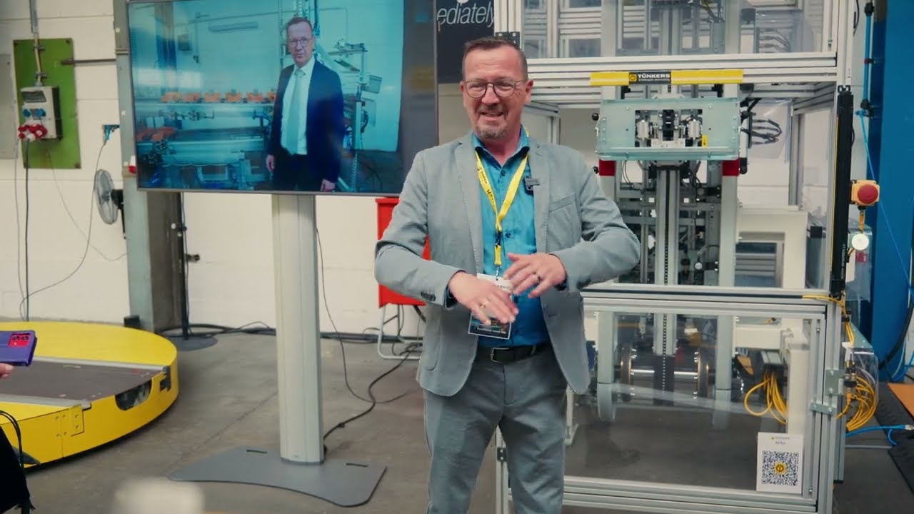 Vertikalstauf&ouml;rderer + Schwinger - T&Uuml;NKERS Symposium 2025