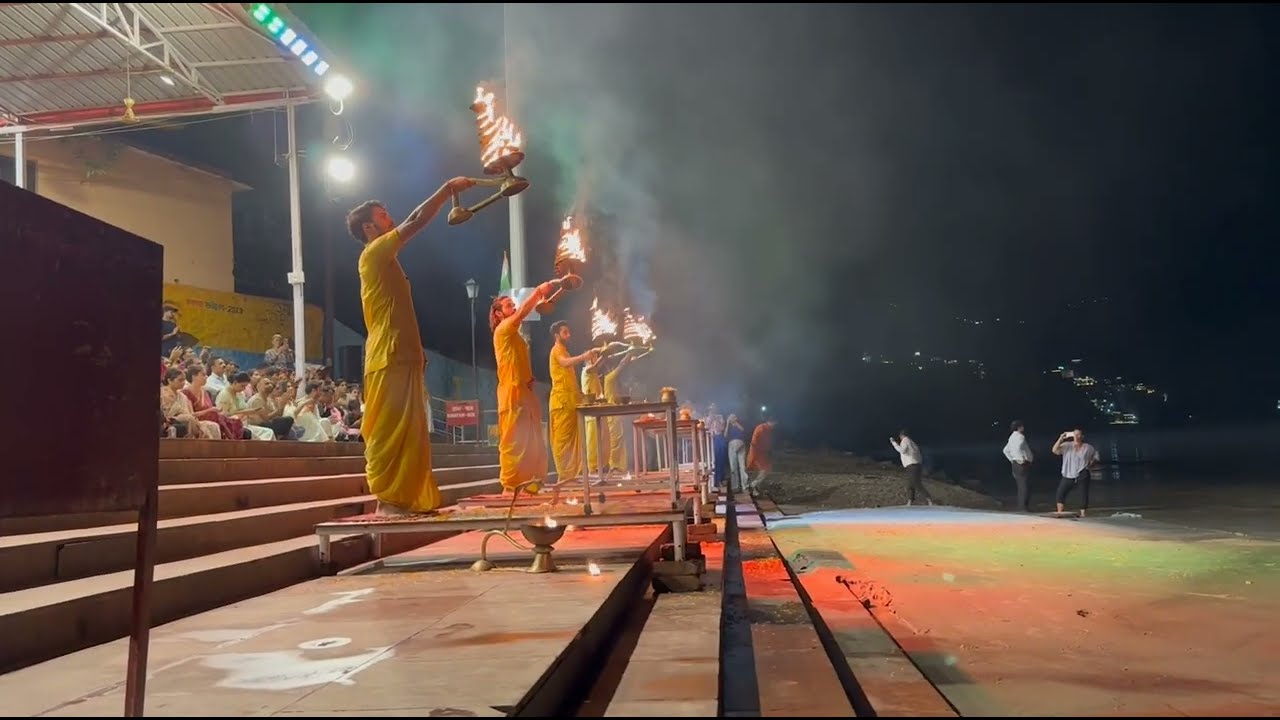 Ganga Aarti | Rishikesh | 4K iPhone Shots | Indian Watched Walker