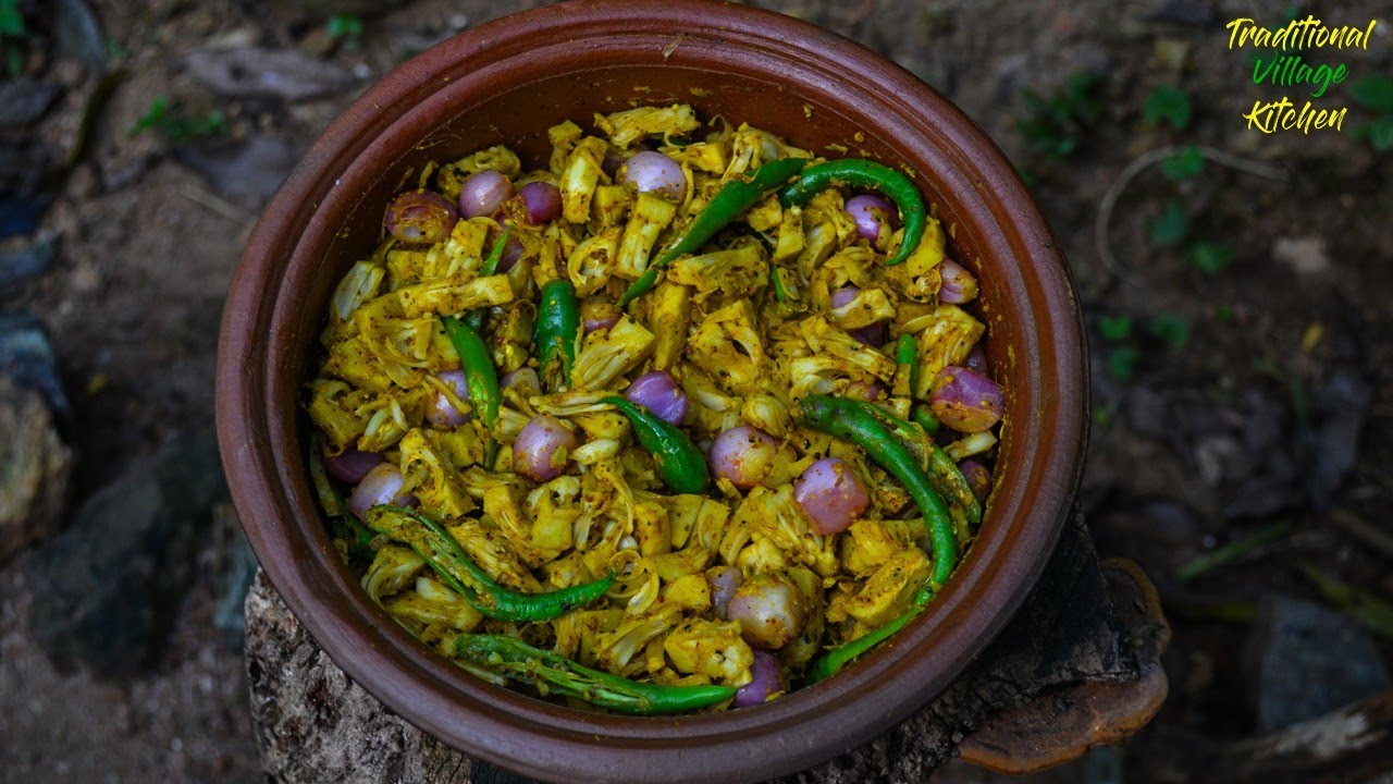 සතියක් දෙකක් වුනත් කල් තියන් කන්න පුලුවන් පොළොස් අච්චරු | Baby Jackfruit Achcharu Recipe