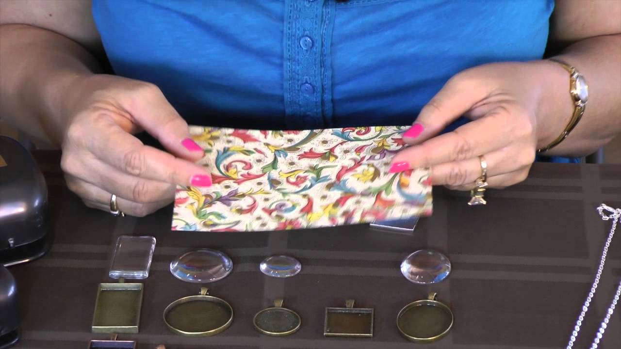 Pendant Tray Necklace DIY Tutorial