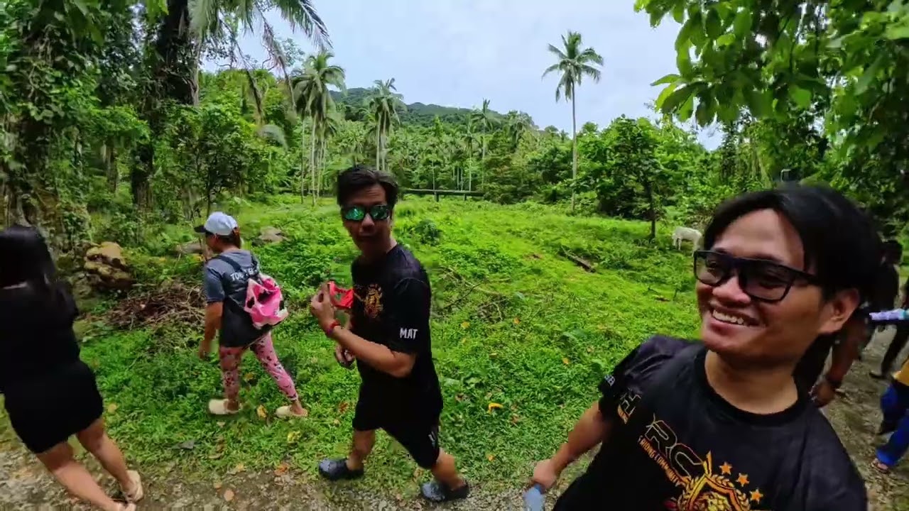 On the way to Mother Falls #kabembang 