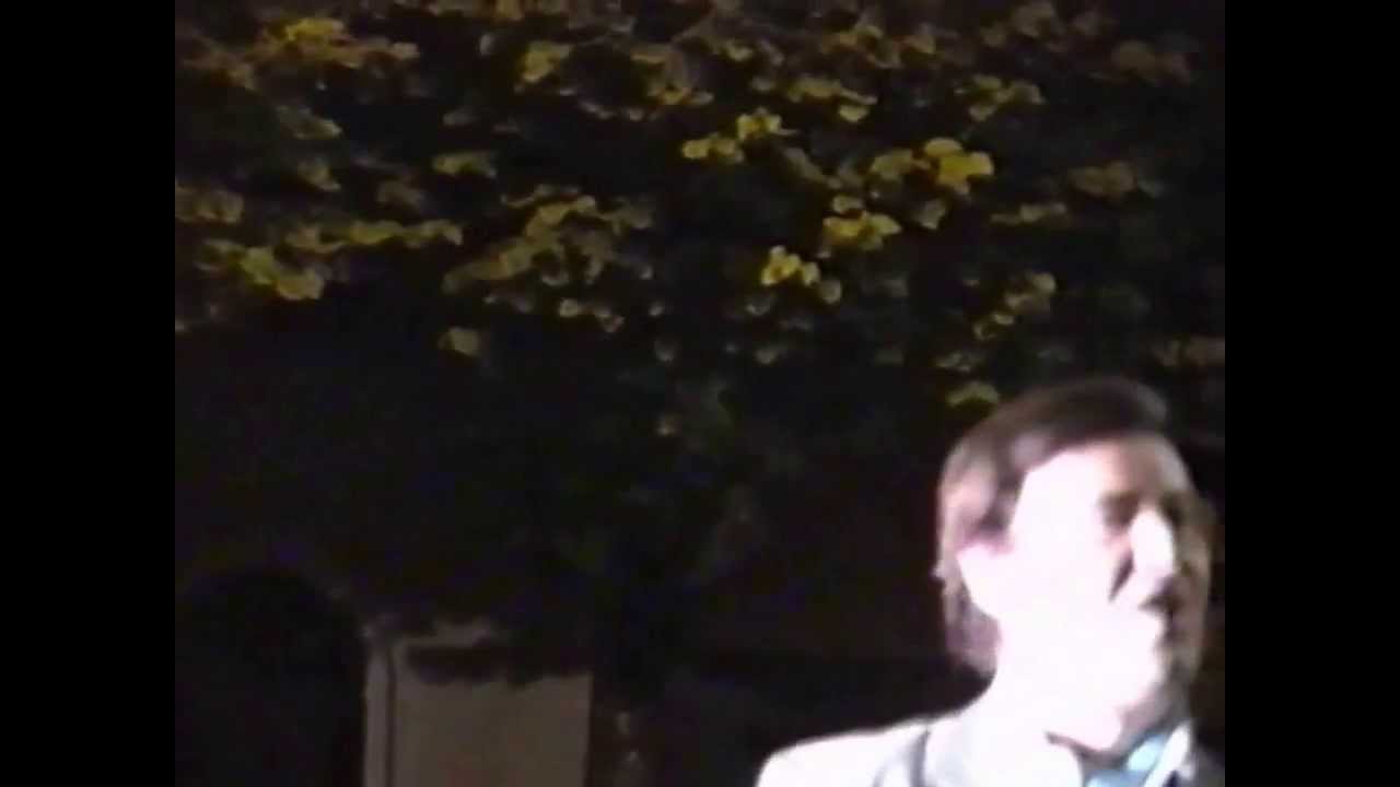 DAI LA MANO a tuo fratello