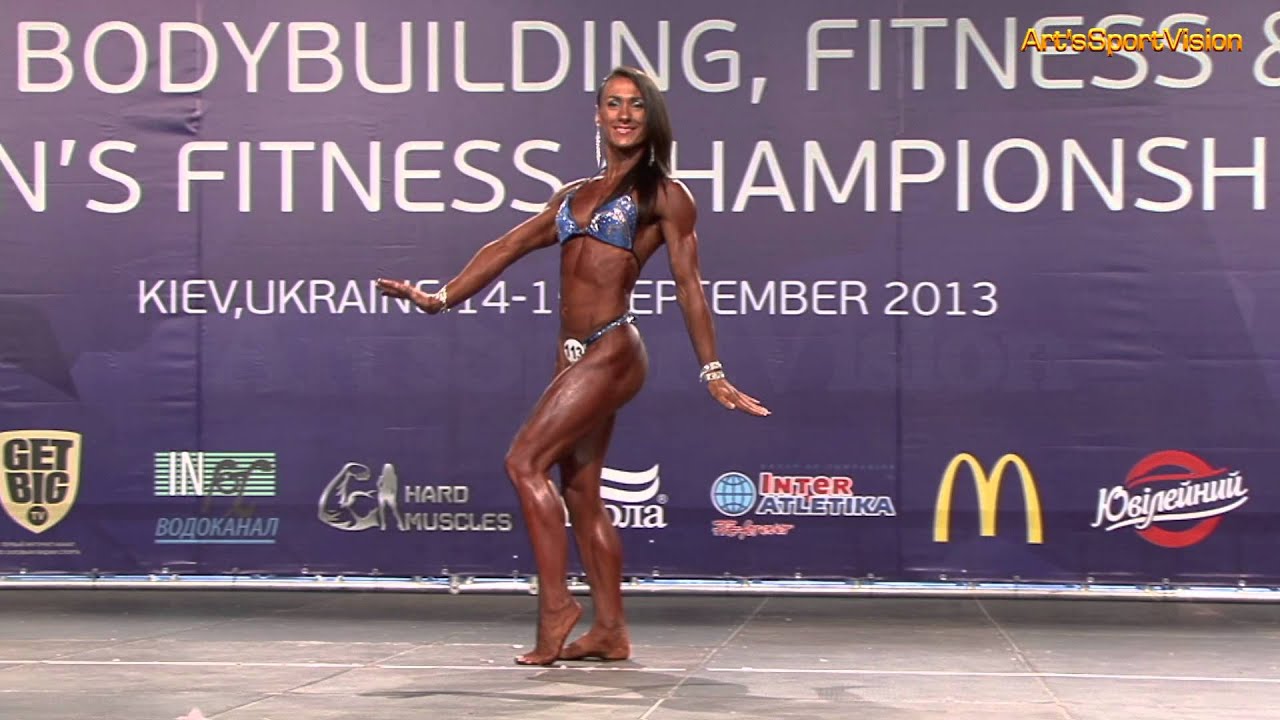 2013 World IFBB Women's PHYSIQUE up to 163 cm - Round 3