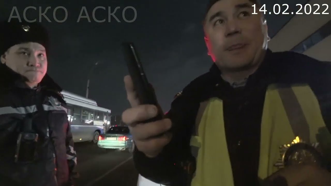 АСКО ны алдап кетті, Алматы Тастақ Гүл сататын орындар, бас киімсіз және ақауымен жүретін қызметкер