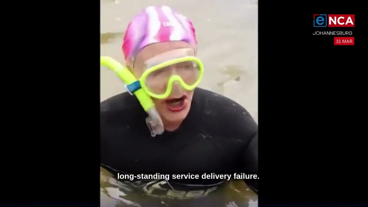 Zille takes a dip in pothole pool
