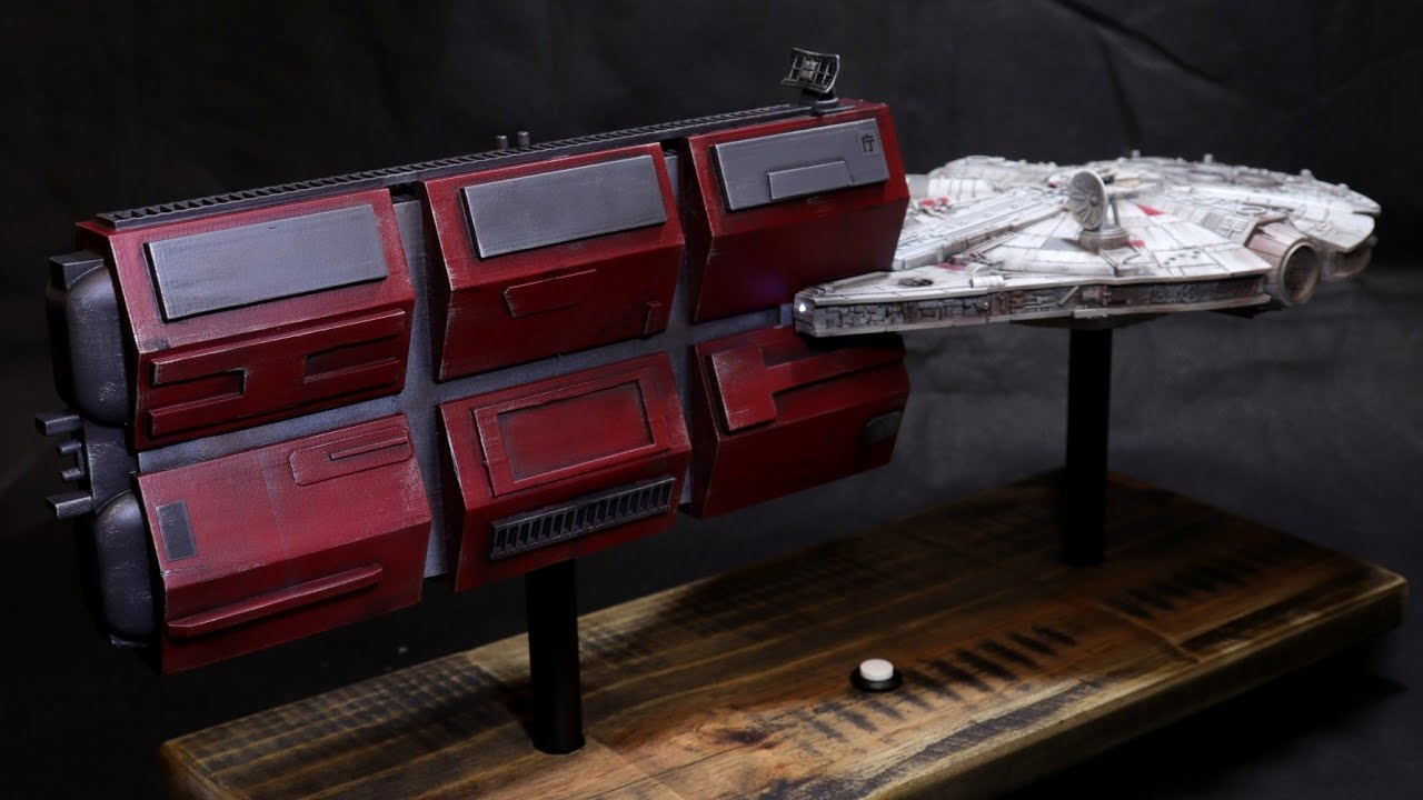 Star Wars Millennium Falcon with Cargo Barge model build