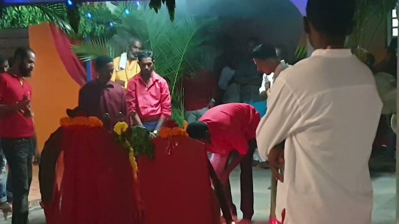 marche dans feux temple pandialy samuel naminzo avril 2022 les 4 robinets st leu