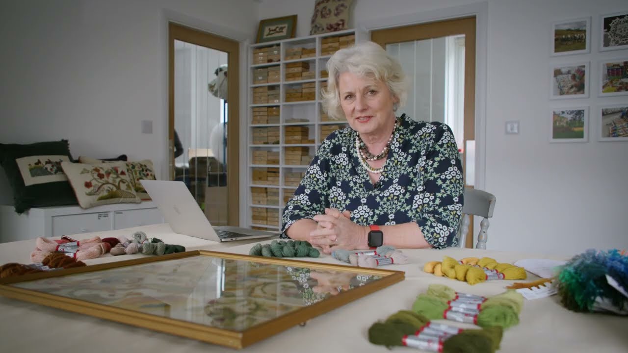 Two Birds and a Squirrel Course Trailer