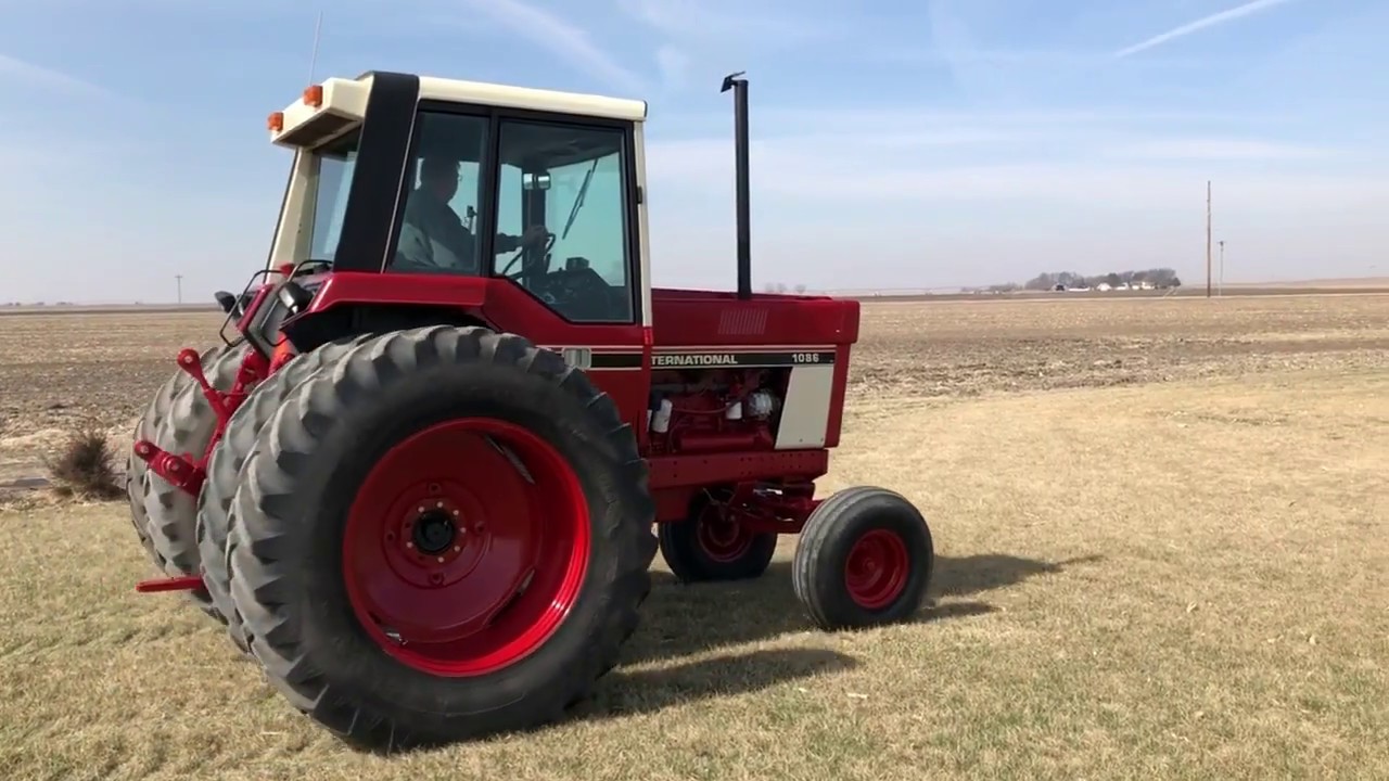 BigIron.com  EN6543  1976 International 1086 2WD Tractor  5-9-18 auction