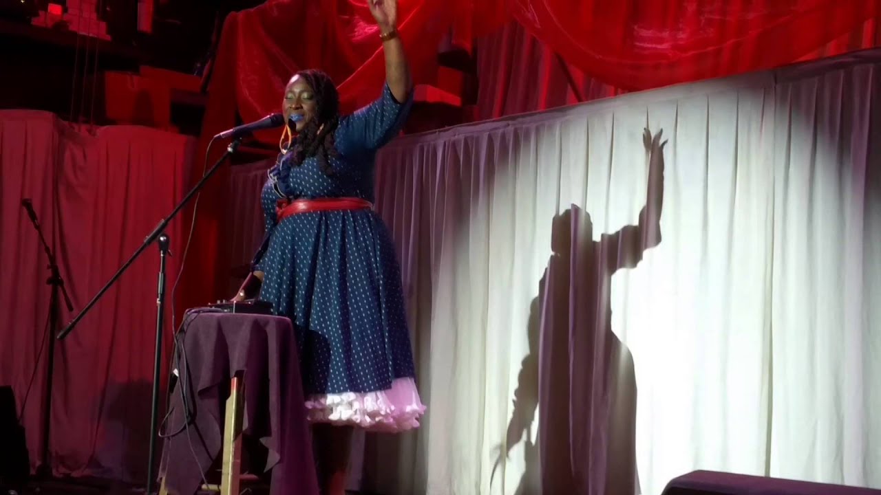 Abena Komsoon performs 