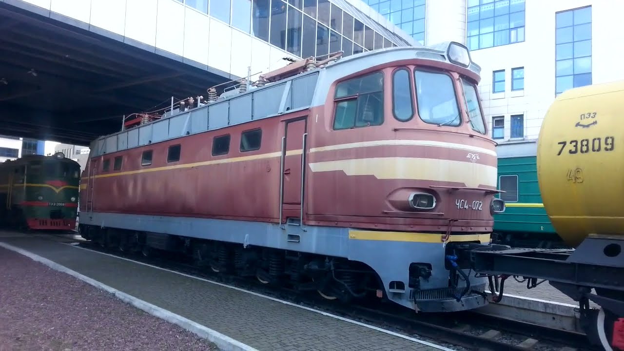 Электровоз ЧС4-072 в музее 