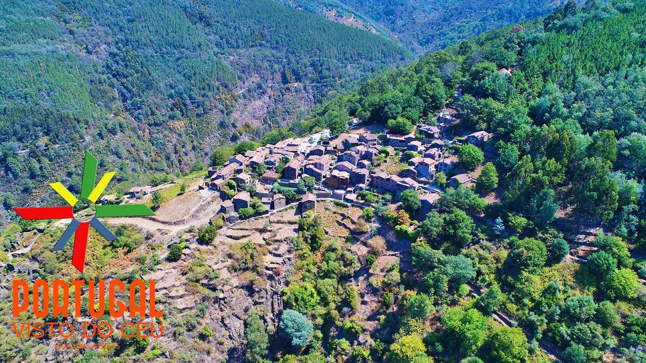 Talasnal the schist village aerial view - Lousã - 4K Ultra HD