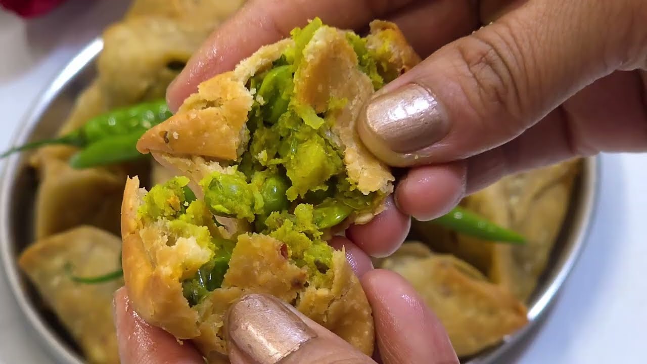समोसा बनाने और फोलड करने का ये तरीके देख लोगे तो घर पर ही समोसा बनाओगे l Matar Samosa l Samosa 
