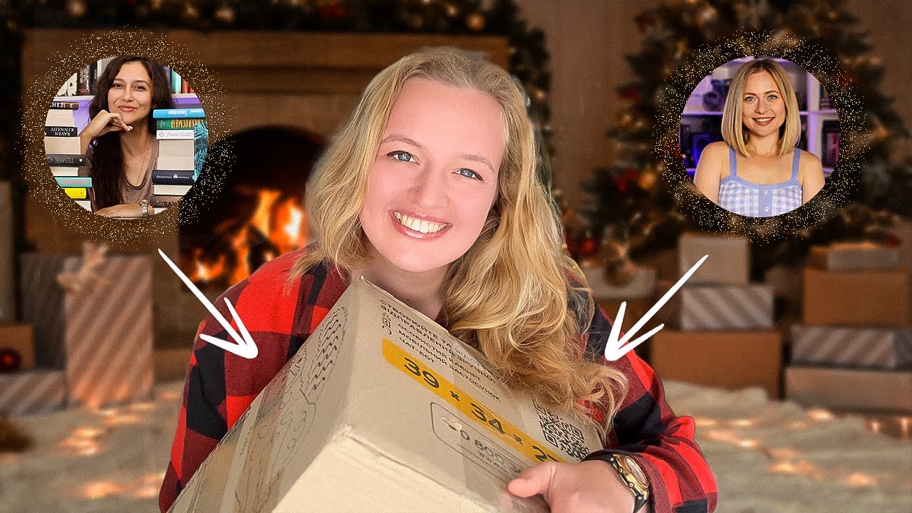 Величезна РОЗПАКОВКА РІЗДВЯНИХ ПОДАРУНКІВ 🎄🎁 Від @Literally Lesia  та @Knygolissya