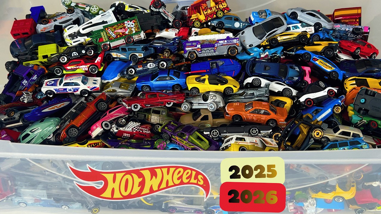Hot Wheels 2025 vs 2026 Review 🚗 What’s New This Year?
