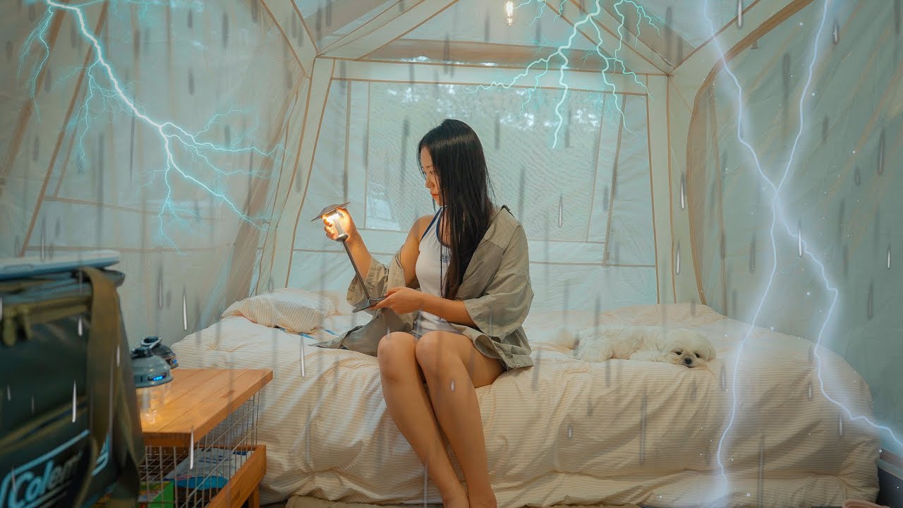 한숨도 잠들지 못하는 천둥 번개 폭우중 캠핑⛈️| 요즘 날씨 왜 이러죠...? | 그래도 경치는 미쳤다 | 춘천 더숲캠핑장