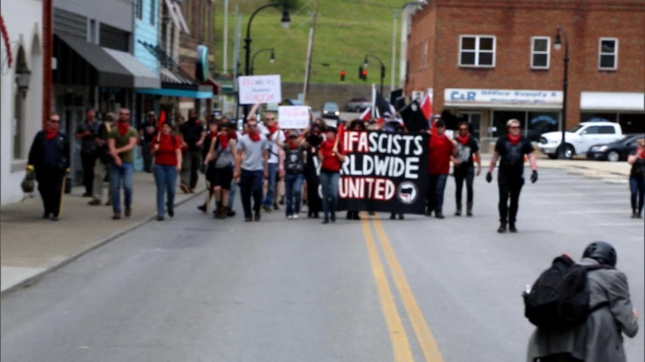 White nationalists, counterprotesters prepare for Kentucky rally: Part 3 | ABC News
