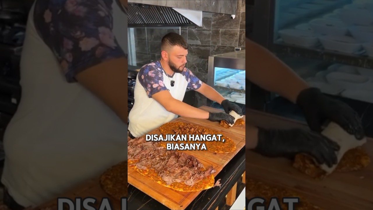 pizza turki#shortsfeed #shorts #food #streetfood #trending #kebab #pizza
